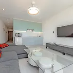 Apartmán Renovated Seaviews Paradise Court