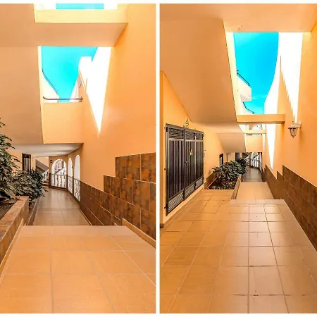 Renovated Seaviews Paradise Court Apartment
