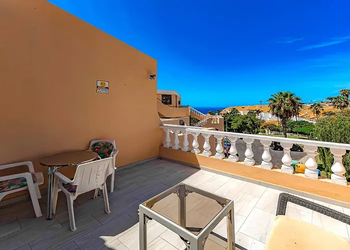 Renovated Seaviews Paradise Court Appartamento