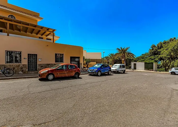 Appartamento Renovated Seaviews Paradise Court *